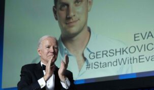Biden laudă „curajul absolut” al jurnalistului american reținut în Rusia