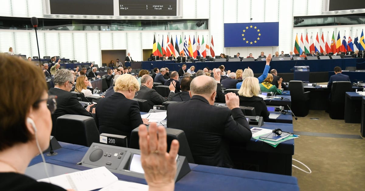 Parlamentul UE votează pentru accelerarea proiectului de lege privind muniția Ucrainei – POLITICO