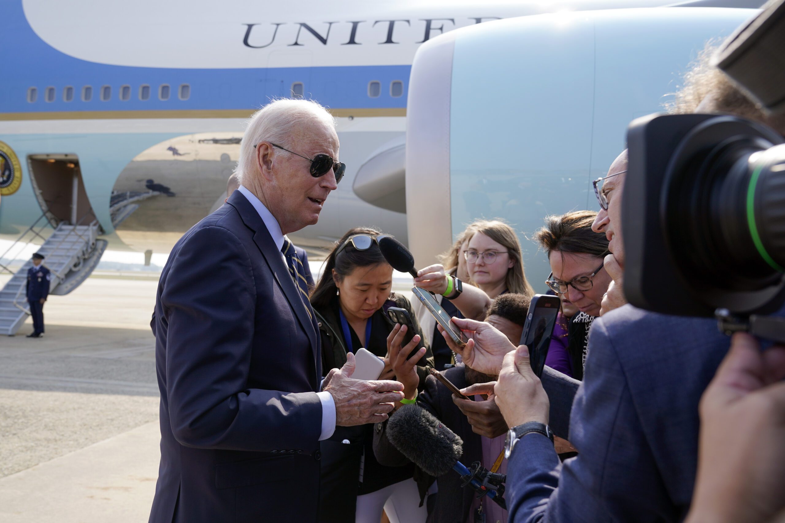 Biden: Nu vom „ușura” intrarea Ucrainei în NATO