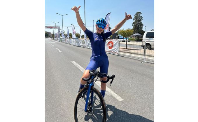 Succes european pentru timișoreanca Alexandra Iuliana Cioclu! A obținut două titluri de Campion Balcanic la ciclism, în competiția din Grecia!