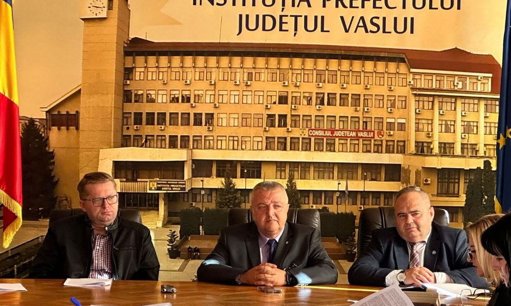 Zeci de dosare pe fond funciar, înregistrate la Prefectura Vaslui