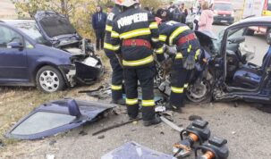 Două persoane grav rănite în urma unui accident- FOTO