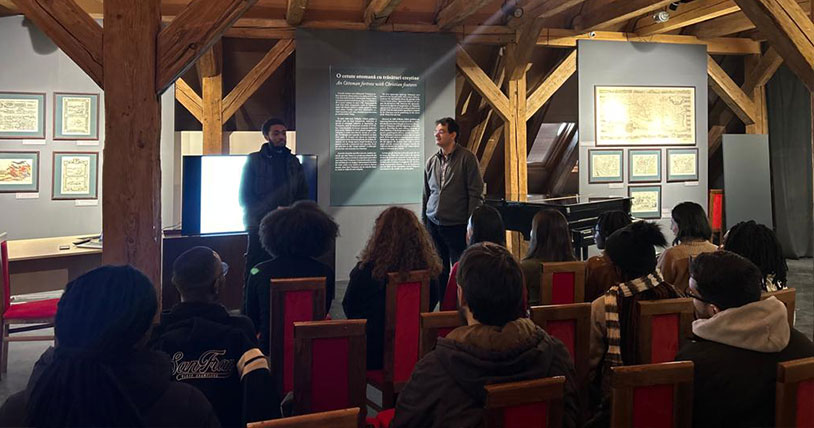 Descoperire culturală în mansarda Bastionului Theresia! Atelier interactiv deschis pentru studenții străini care învaţă în Timişoara