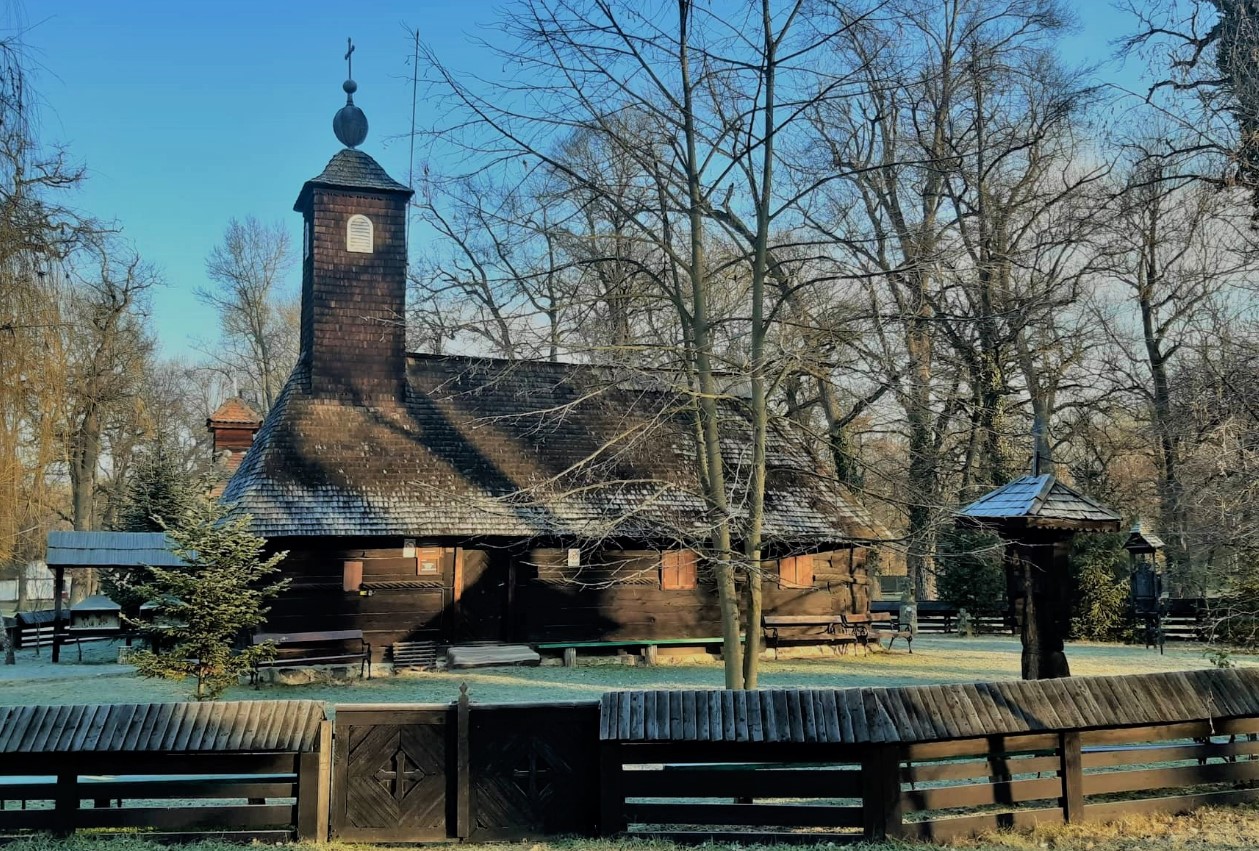 Hai la Muzeul Satului să descoperi povestea Ignatului, dar și să intri în atmosfera de sărbătoare alături de colindători și pițărăi!