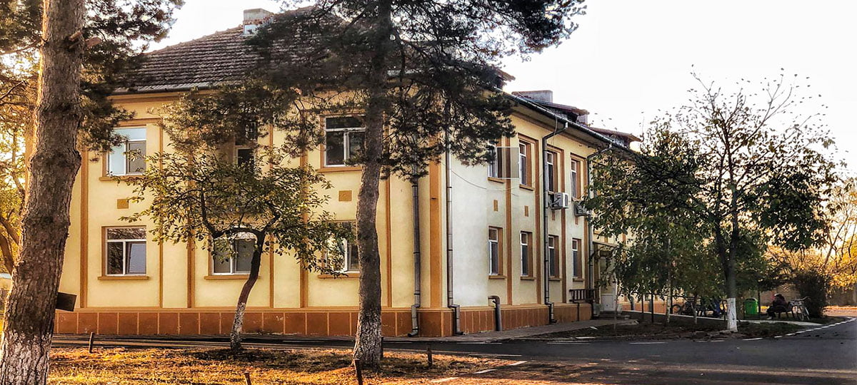 Profesorul Avram îi dă o lecție profesorului Boldea! Aparatură de sute de mii de euro și bani alocați spitalului din Făget de zeci de mii de lei