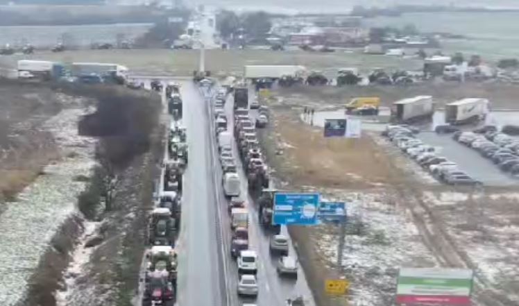 VIDEO Imagini din dronă, de la protestul fermierilor timișeni! Trafic îngreunat pe centura Timișoarei