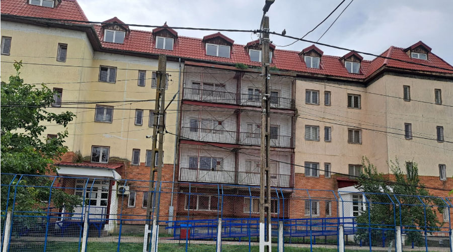 Peste 7 milioane de lei pentru reabilitarea unei școli din Timiș, pentru copiii cu dizabilități! A fost semnat contractul de execuție