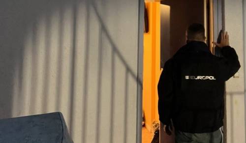 Interconnected and digital: how migrant smugglers and human traffickers operate