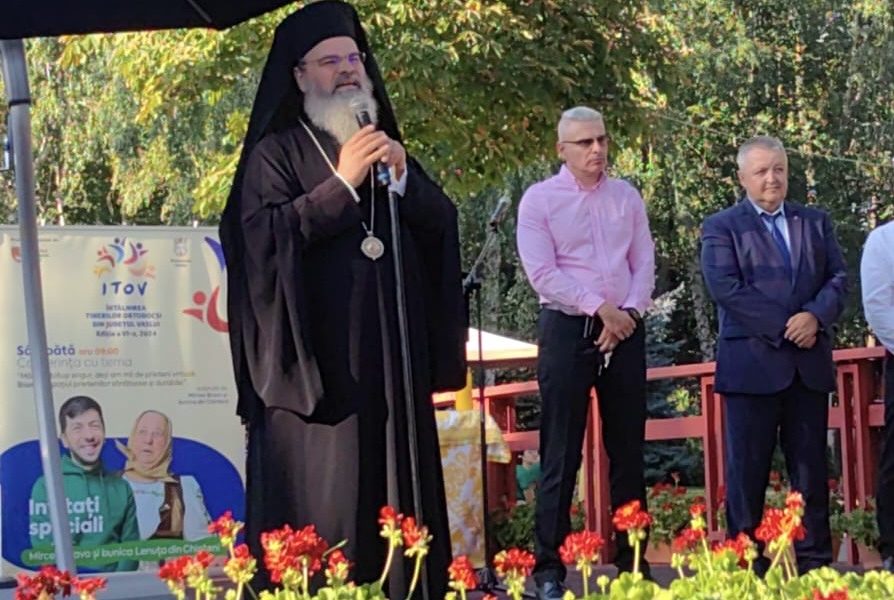 Prieteniile virtuale nu țin. O prietenie nu se poate concretiza decât într-un cadru foarte real, față către față