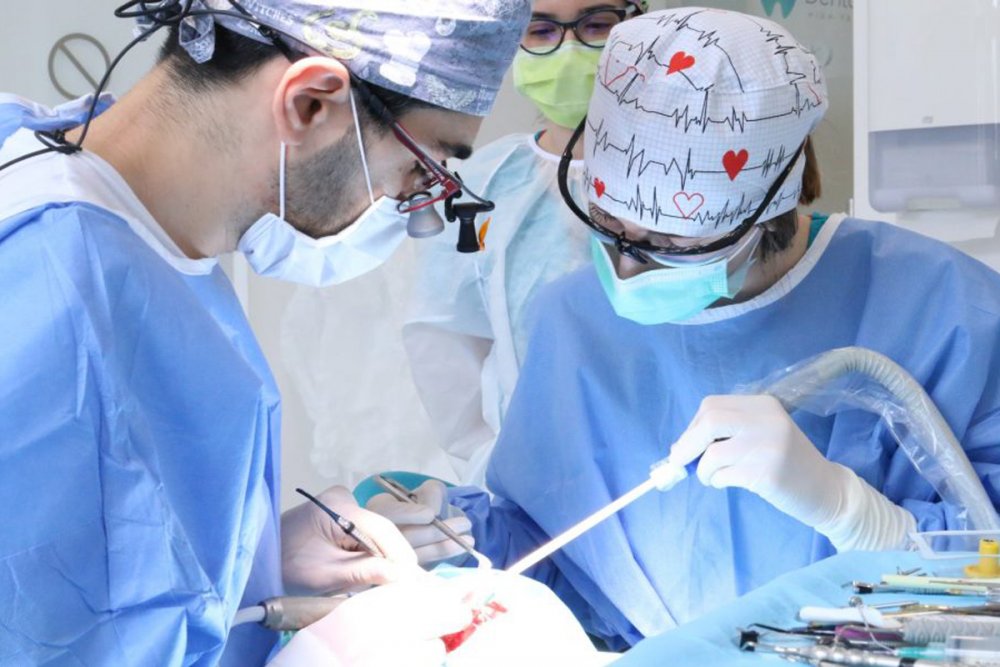 Rezolvă problemele dentare cu serviciile de la Dental Premier