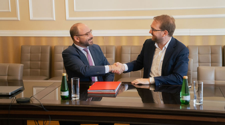 A fost semnat contractul pentru achiziționarea celor 33 de troilebuze noi! Primul ar trebui să ajungă la Timișoara în primăvară