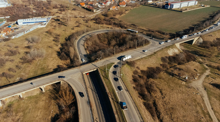 Trei firme se bat pentru suma de peste 80 de milioane de lei, pusă la bătaie de Primăria Timișoara, pentru construcția pasajului de pe strada Polonă