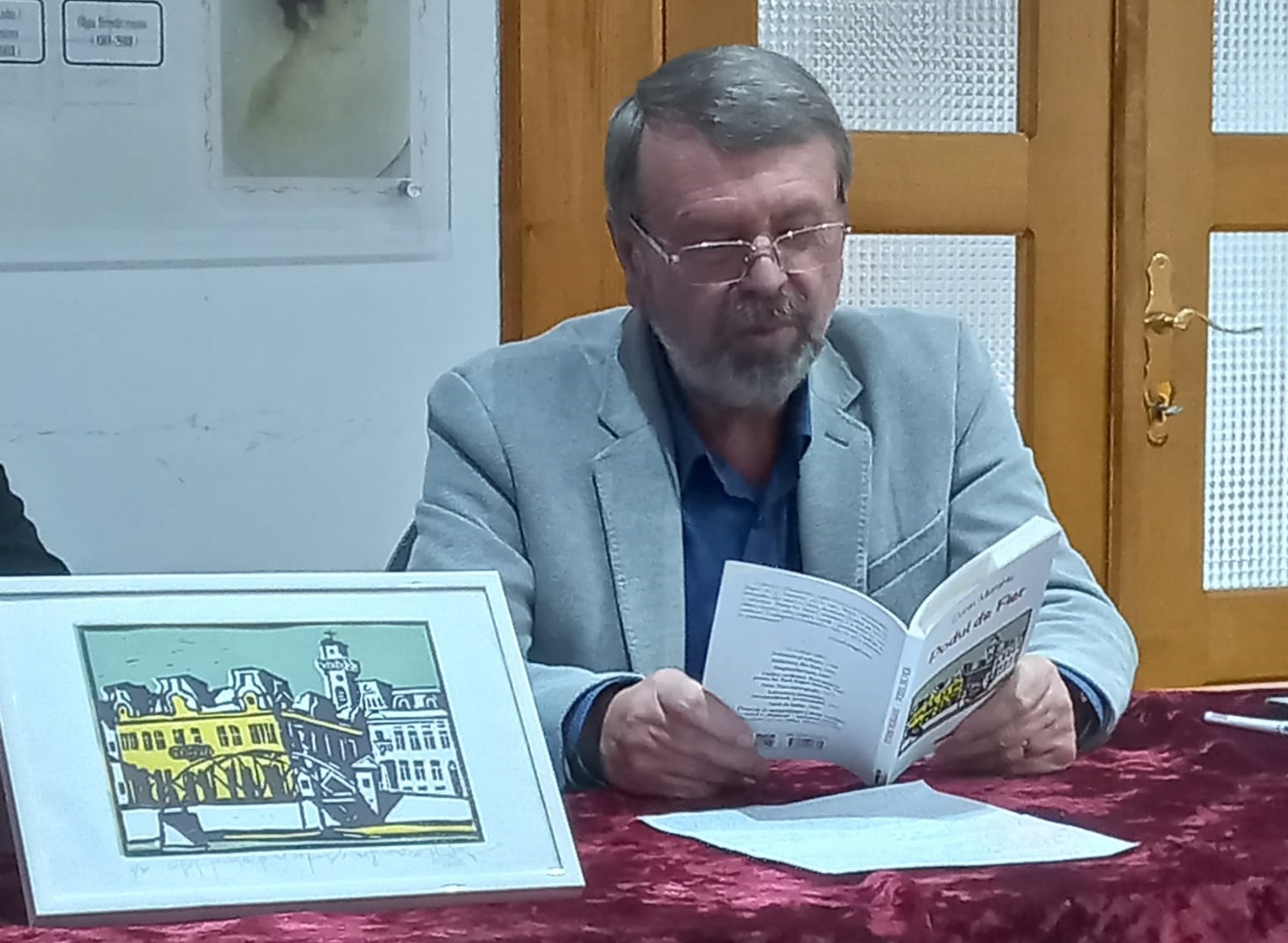 Profesorul Dorin Murariu, colaborator al ”Redeșteptării”, laureat al Premiilor Uniunii Scriitorilor