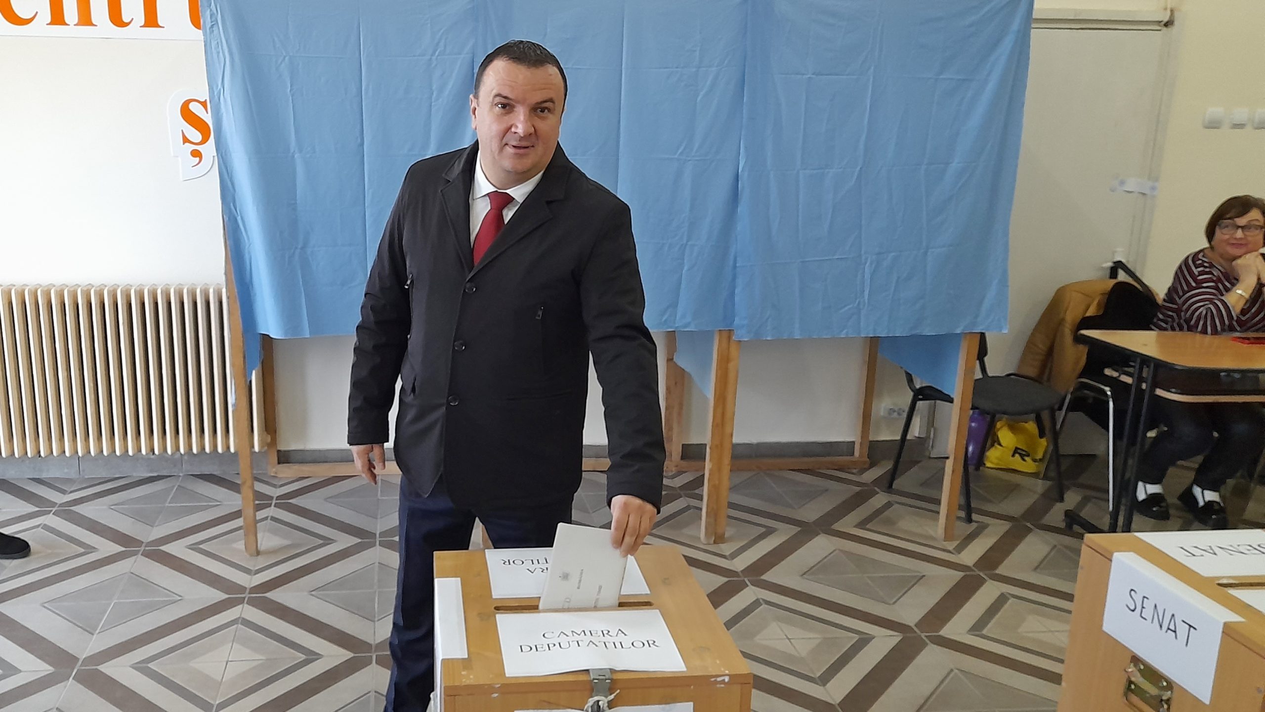 Alegeri parlamentare, de Ziua Națională! Primarul și viceprimarul Lugojului au votat pentru ”un guvern responsabil” – Redeșteptarea