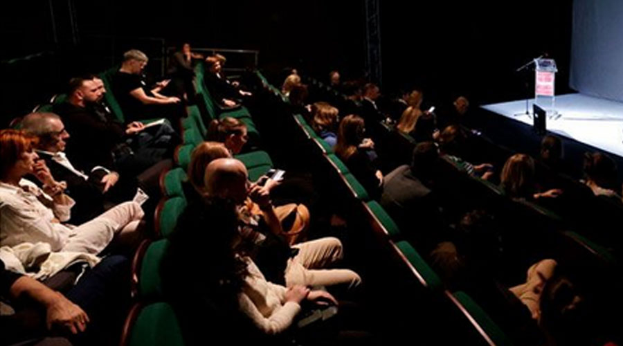 FEST-FDR continuă în acest weekend, la Timișoara! Iată ce spectacole vor fi prezentate pe scena de la Teatrul Național!