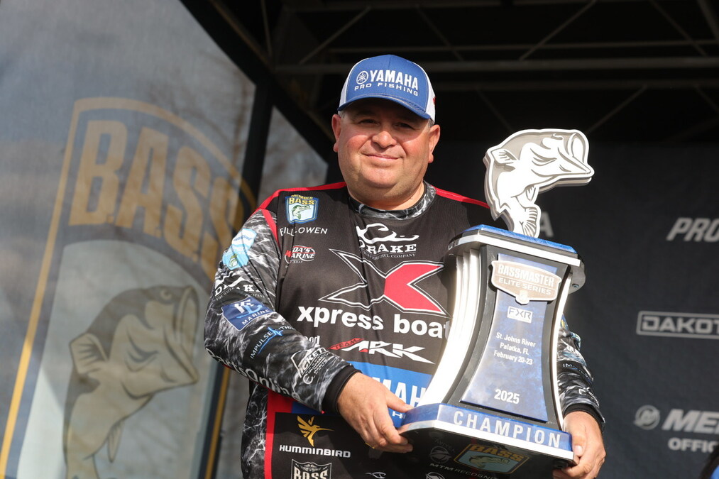 Lowen lifts second Elite trophy with narrow St. Johns victory