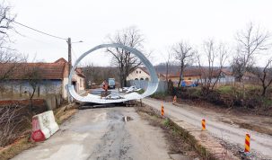Se consolidează! Au început lucrările la Podul Turcului din satul Tapia, aparținător Lugojului