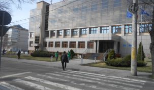 Primăria Vaslui are bani pentru orice, numai pentru ce contează nu