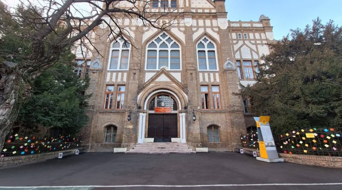 Colegiul Național Pedagogic din Timișoara găzduiește prima ediție a competiției interregionale de dezbateri academice Peda Open!