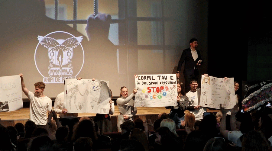 Drogurile îți distrug viitorul! Tinerii din Timiș, avertizați asupra pericolelor consumului de substanțe interzise printr-un proiect interactiv