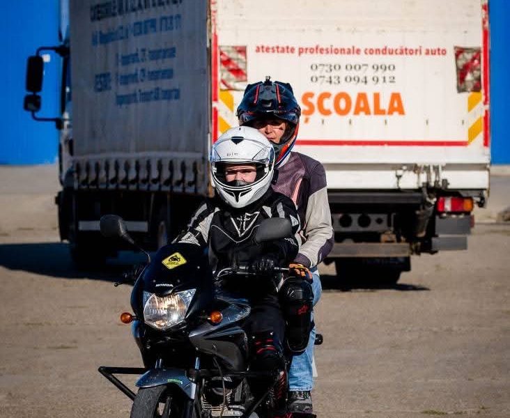 Motociclistă din Bârlad, ambasador VIP în ștafeta mondială a femeilor pe două roți – stiriest.ro