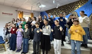 [FOTO] Parteneriat județean pentru viitorul artistic al Lugojului! „Alege muzica” promovează noua clasă a Liceului Hasdeu