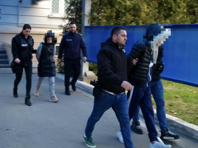 Șantaj cu scenariu de „răpire” la Bârlad. Doi vasluieni au încercat să obțină 47.000 de euro punând în scenă o lipsire de libertate