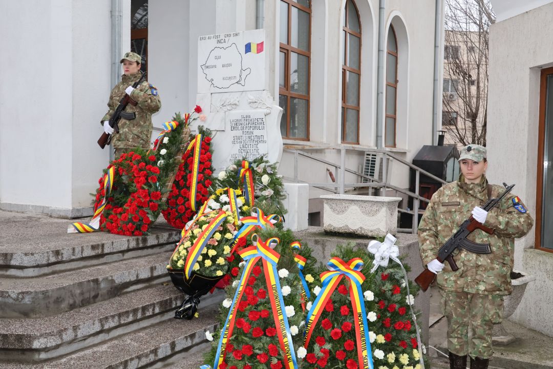 Ceremonial militar și religios la Monumentul Eroilor Revoluției