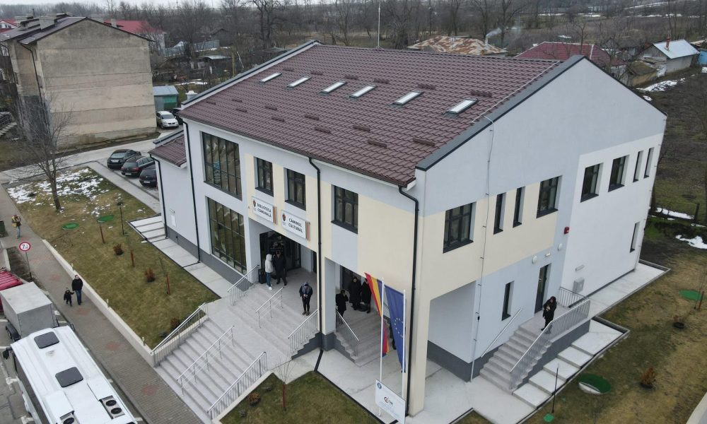 „Nu se deschid doar uși, se adună oameni” – stiriest.ro