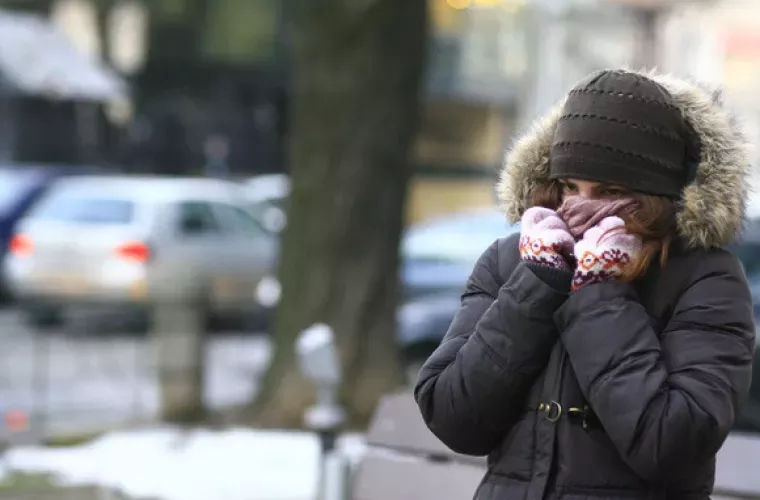 Vremea se schimbă din nou. După câteva zile mai calde, gerul puternic și ninsorile revin în forță – stiriest.ro