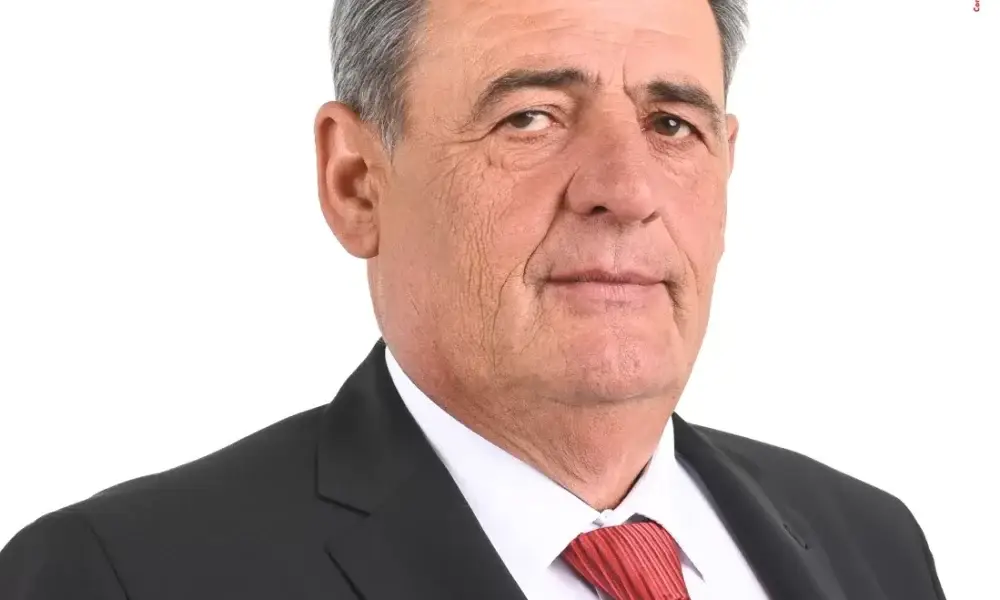 Primăria Huși a pierdut multe milioane din cauza datoriilor nerecuperate. Primarul Ciupilan face legea… Praf – stiriest.ro