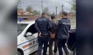 Tâlharul cu cagulă, prins după nouă luni. A jefuit o sală de jocuri din centrul Bârladului – stiriest.ro
