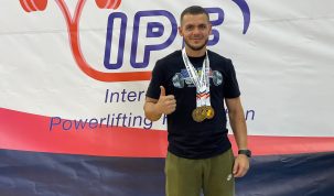 Sportiv de top! Profesorul Ionuț Eneșca obține al doilea titlu consecutiv de campion național la powerlifting
