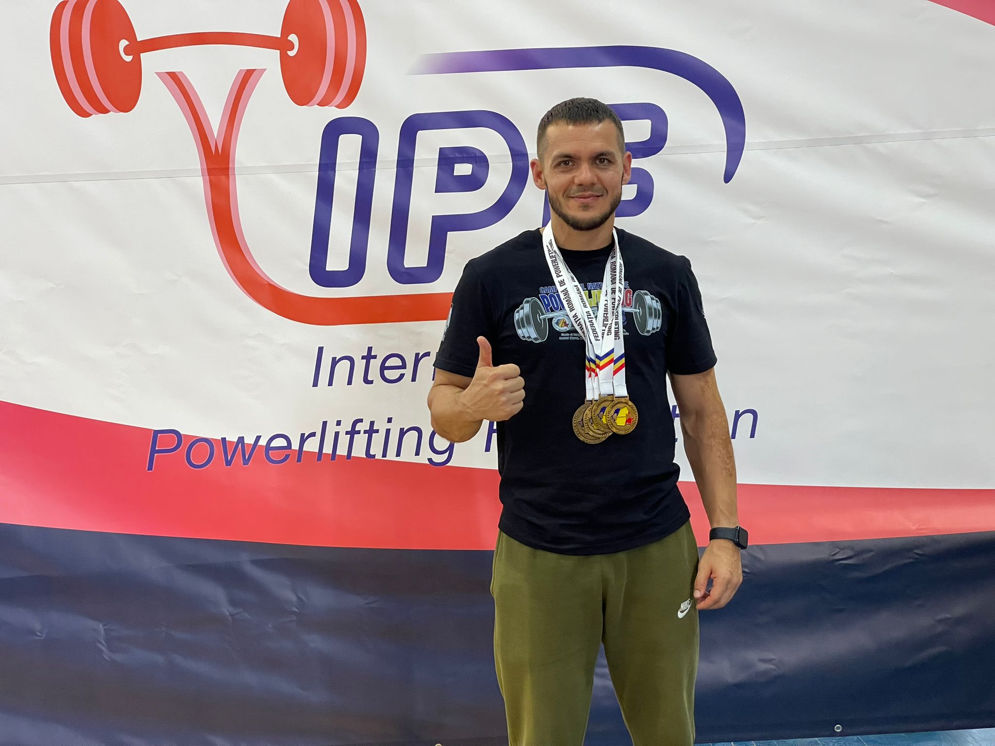 Sportiv de top! Profesorul Ionuț Eneșca obține al doilea titlu consecutiv de campion național la powerlifting