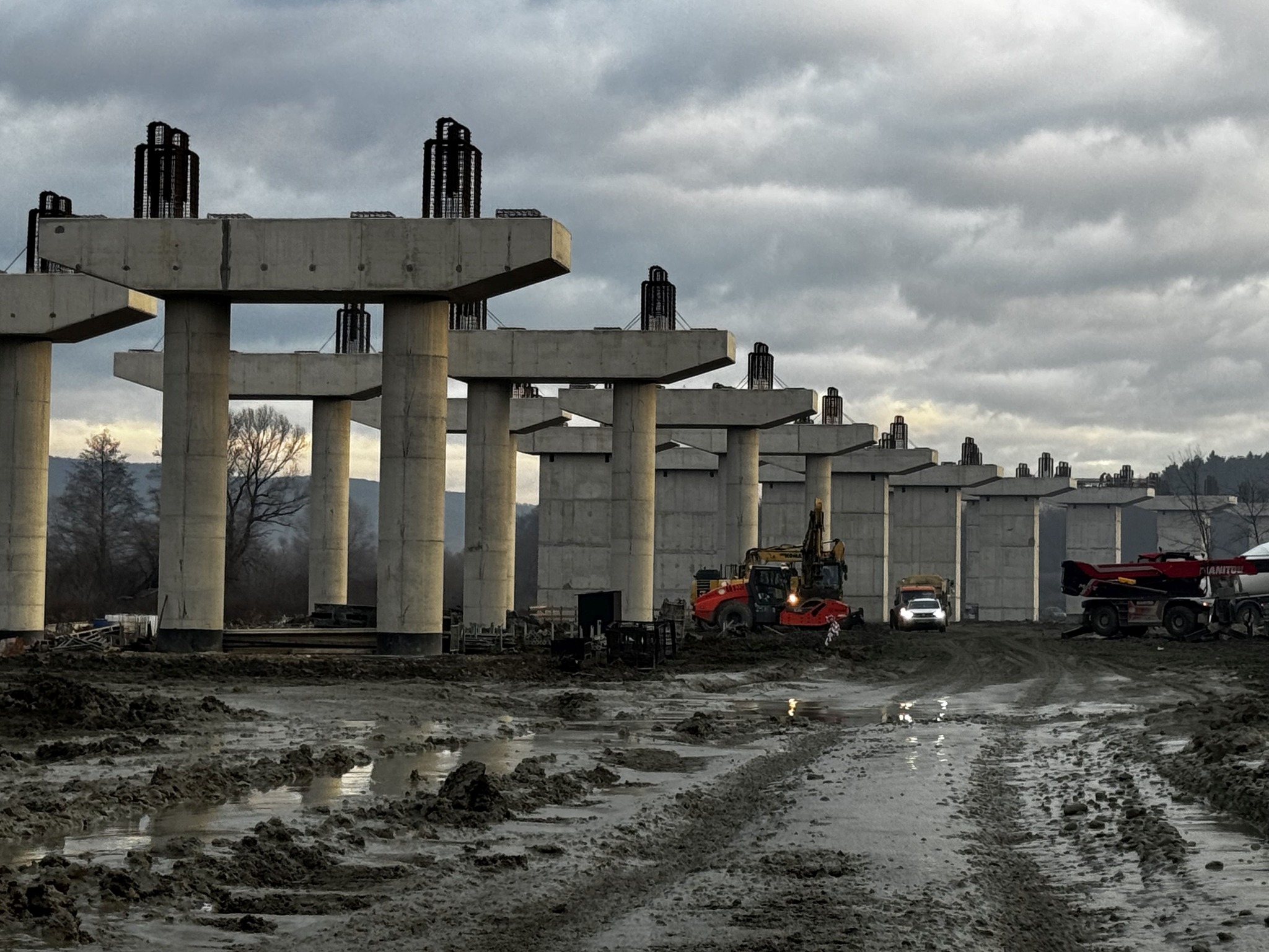 Autostrada A1 Margina – Holdea a ajuns la aproape 50%! Lucrările continuă în toate zonele-cheie ale traseului