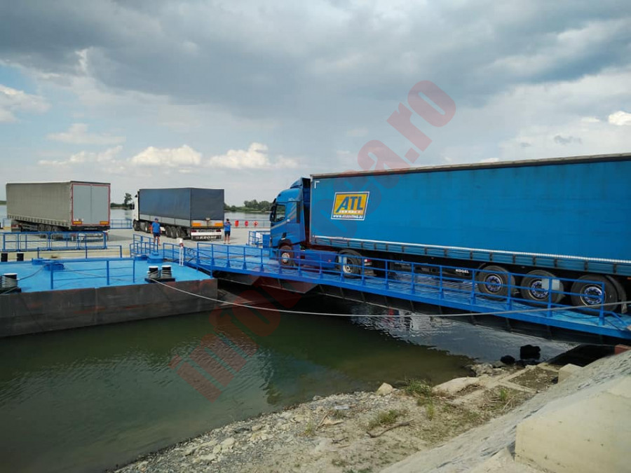 Trecerea cu bacul între Isaccea și Orlovca s-a reluat!