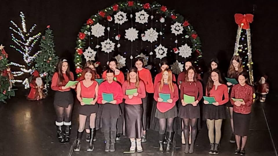 Crăciunul de la tradiție la modernitate! O fuziune între autentic și modern, în viziunea brăniștenilor