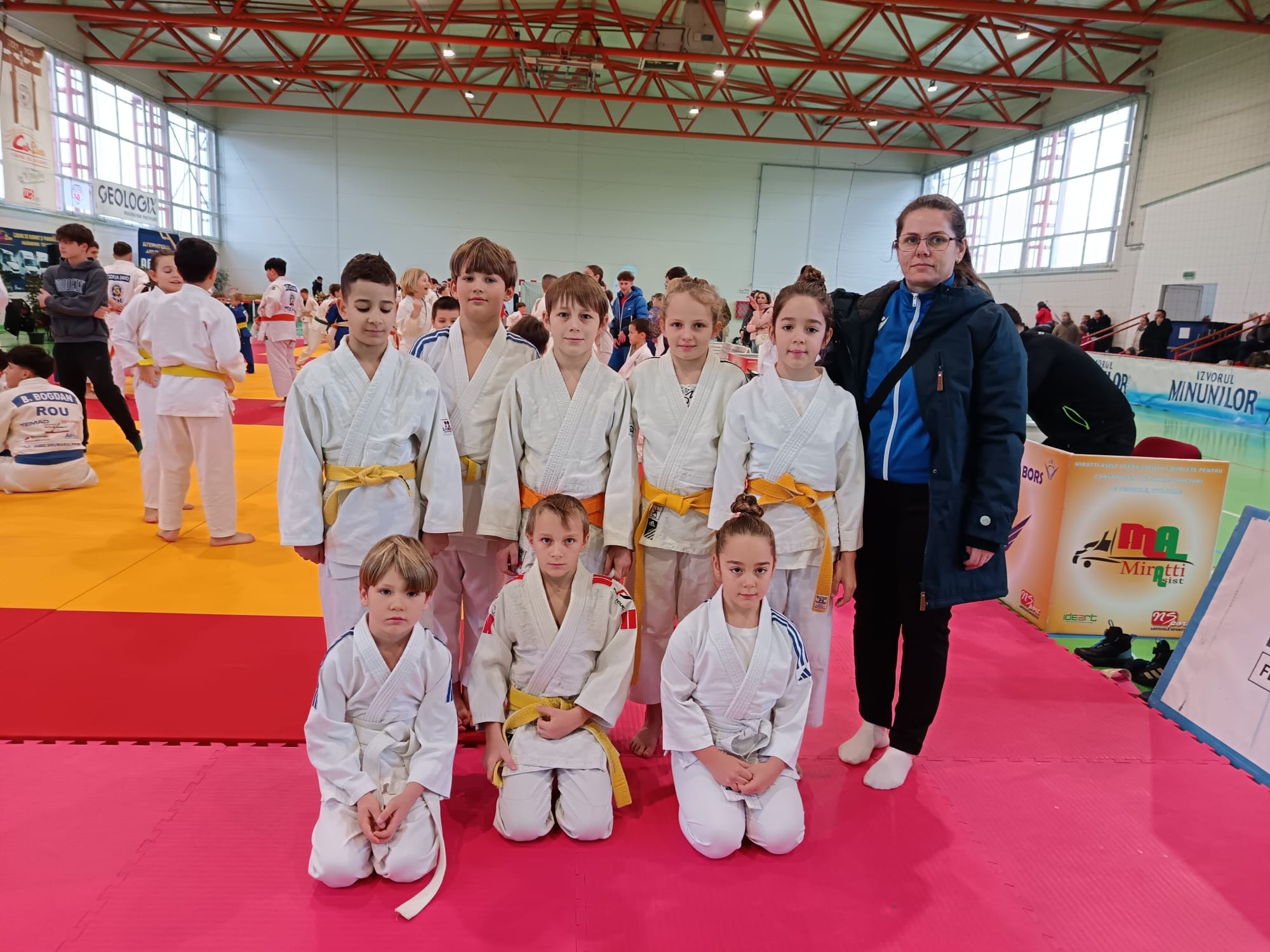 Micii judokani impresionează la ”Cupa de Aur”! CSȘ Lugoj, în prim-plan la competiția internațională de la Oradea