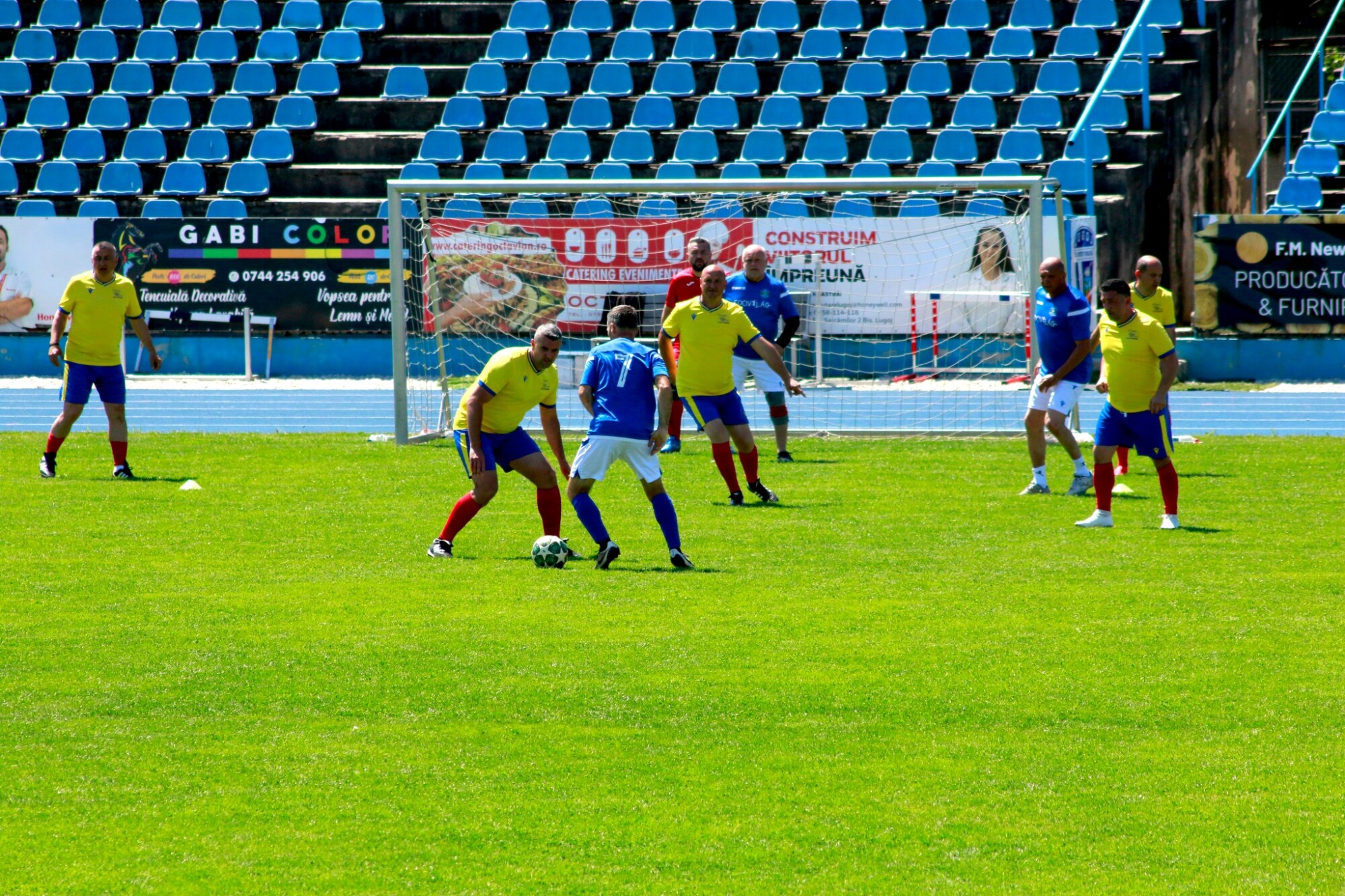 Regal fotbalistic la Lugoj - Trei națiuni își dispută trofeul Cupei Respect