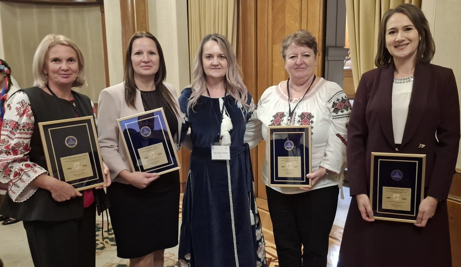 Punte peste țări! Liceul Iulia Hașdeu din Lugoj, componentă importantă a relațiilor româno – ucrainiene