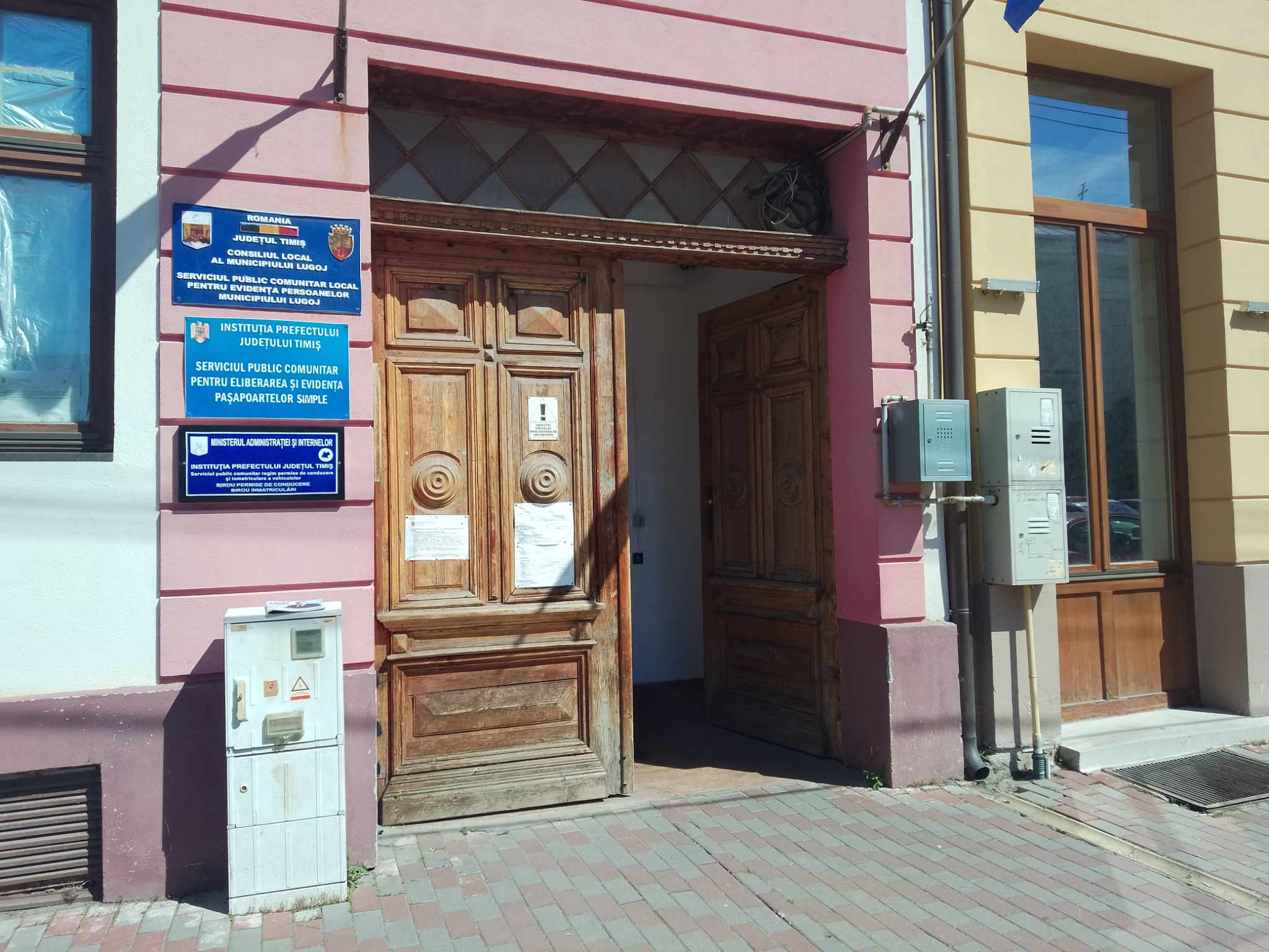 Liber la buletine! Serviciul Public Comunitar Local pentru Evidenţa Persoanelor Lugoj lucrează și în ziua alegerilor
