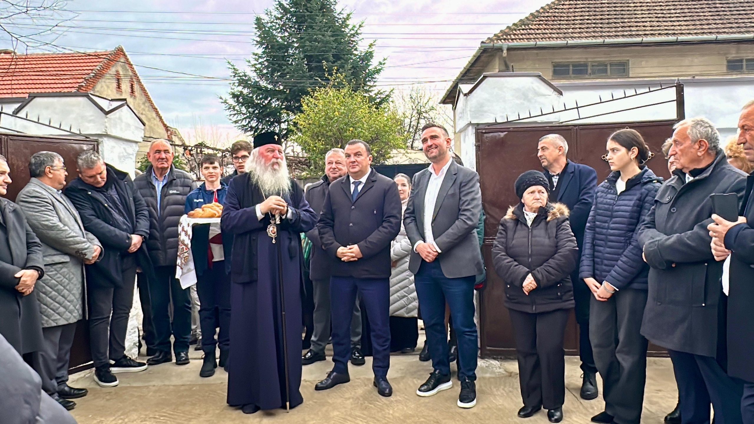 Vindecare sufletească! Spitalul din Lugoj are din nou bisericuță, sfințită chiar de Sfântul Nicolae