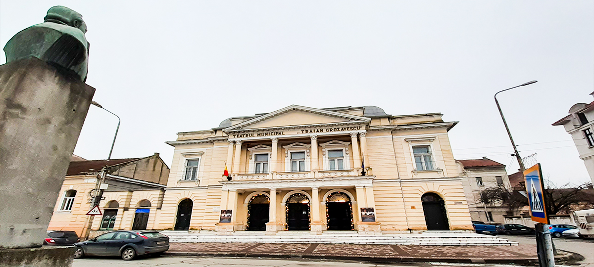 Și concediați, și cu banii luați! Salariile mai multor angajați ai Casei de Cultură a Municipiului au fost majorate ilegal